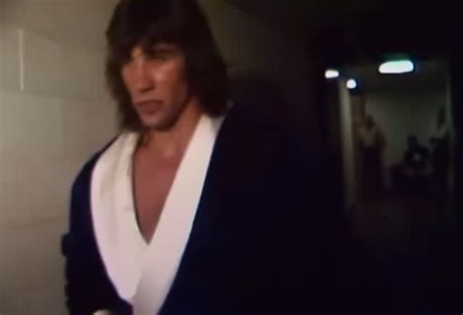 43 years ago World Class presented Christmas Star Wars at Renunion Arena in a battle between Kerry Von Erich & Ric Flair in a Steel Cage (w/Michael Hayes as special referee) for the NWA Heavyweight Championship..this match would ultimately set up the legendary feud between the Von Erich family and The Freebirds! ❤️🤍💙 | Ultimate Wrestling Trivia