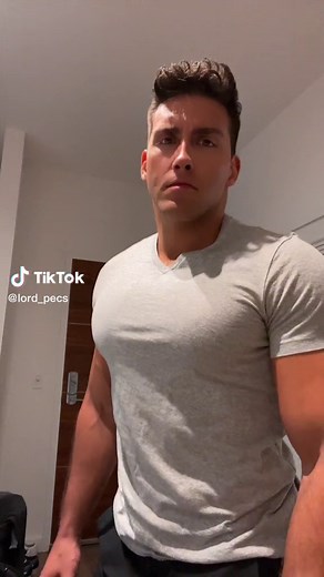 Dancing Pecs: Pec Bounce Tutorial