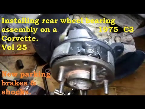 C3 Corvette Installing rear bearing assembly, 1975 Corvette, Volume 25
