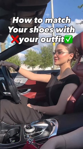 5.1K reactions · 944 comments | COMMENT “CLASS” and get the links in your DMs within seconds! Just sit back and shop your favorite looks. ✨ Want more outfit ideas? Check out the link in our bio!  Follow us: @womenculture.co For daily trending, classy outfit inspiration — all on a budget! #WomenCulture #WomensFashion #USA #Italy #America #OldMoneyAesthetic #TrendingNow #FashionInspo #ViralStyle #fyp #fallfashion #Autumnoutfits #falloutfits #explorepage | Womenculture | Facebook