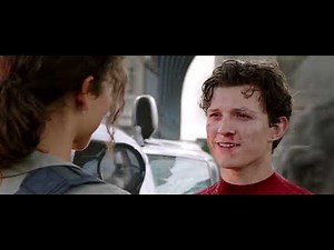 MJ primer beso a Peter - Spider Man: Far From Home 2019