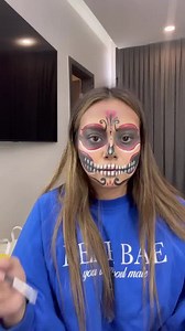 58K views · 3.9K reactions | Tutorial de maquillaje  La Temporada 9 de @callofdutymobilelatam nos inspiró a recrear este maquillaje súper adecuado para estas fechas  Les gustaría intentar otra skin? | Ama Blitz | Facebook