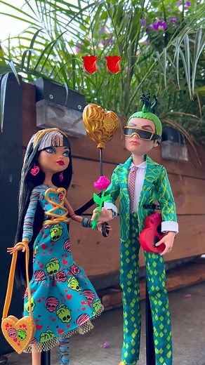 PT. 2 🌹🖤 Date Fright with Deuce! 🖤🌹 Love never dies between these two love birds. | Monster High