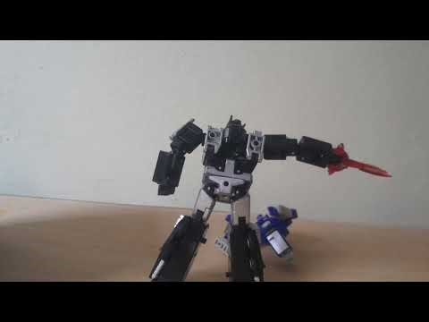 Soundwave vs nemesis prime