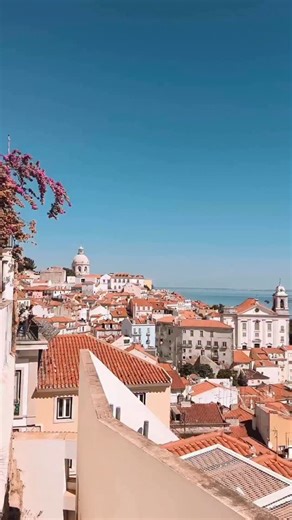 Portugal is hiring non-EU workers 🇵🇹✨ Here are the Top 4 trusted websites to apply 👇 1️⃣ iefponline.iefp.pt 2️⃣ eures.ec.europa.eu 3️⃣ englishjobs.pt 4️⃣ jobsinportugal.pt Skilled or unskilled — job openings in tech, healthcare, hospitality & trades 💼 Apply through official portals and avoid fake agents 🚫 Follow for daily Europe job updates, share to help others, and comment your queries 💬 Disclaimer: This video is for educational and awareness purposes only. Always verify job offers throu