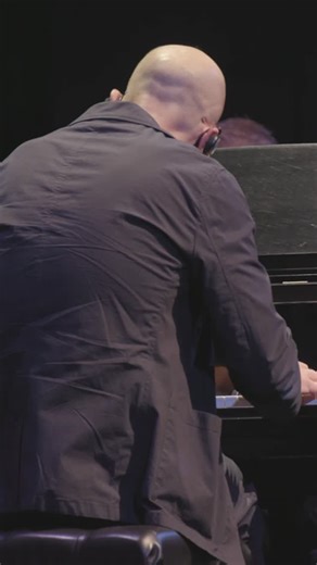 #Severance composer Theodore Shapiro on creating music that contrasted the worlds of the innies and outies Watch the performance and panel from #DeadlineSoundAndScreen: Television online at the link in bio. | Deadline Hollywood