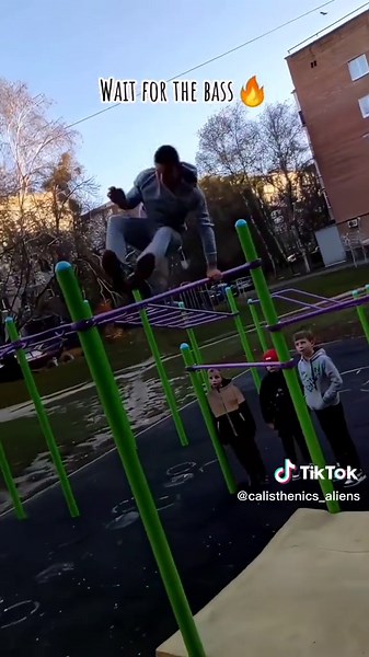 Calisthenics_alien:ega.kara👽 #fyp #calisthenics #dynamics