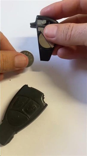 Mercedes Key Battery Change 🔋 CR2025 Battery Replacement #shorts