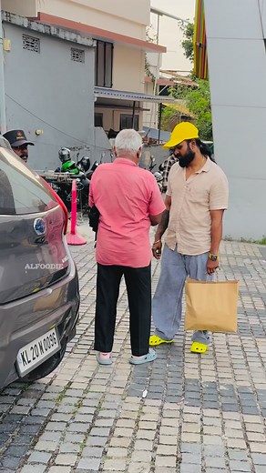 116K views · 31K reactions | 懶 #trivandrum #surprice #surpricegift #surprise #prank #viralreels #achan #life #prank | Al Foodie Sooraj Tvm | Facebook