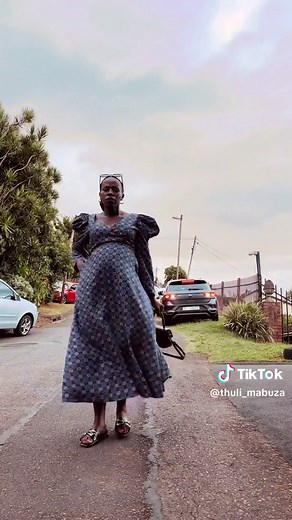 Trendy Pregnancy Fashion: Stylish Outfit Ideas for Moms-to-Be