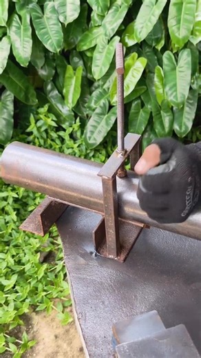 great homemade tool for pipe clamping #art #handmade #tools#welding