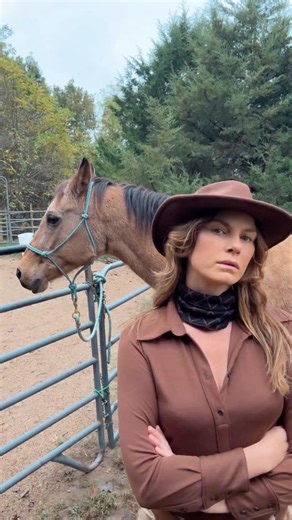 Shout out to @thesurreyshop - incredibly chic equestrian fashion. 🙏🏻 Thanks for the introduction @beaudofficial #equestrianstyle #sustainability #reallife #fashion | Angela Lindvall