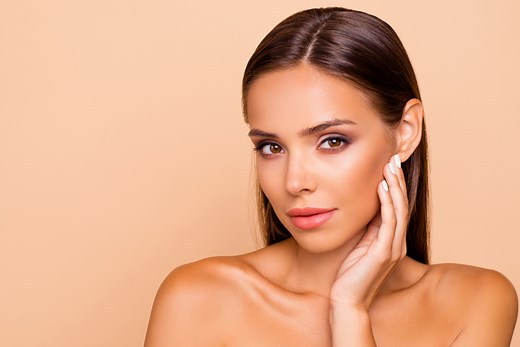 Lippen aufspritzen: Ablauf & Kosten | Skinmed