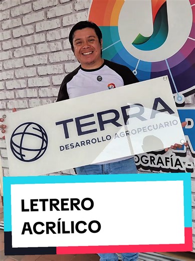 ✨ Letreros acrílicos profesionales para tu empresa ✨ Dale una imagen moderna y elegante a tu negocio. 📐 Realizamos el letrero en la medida y tamaño que tú necesites. 🎨 Diseño personalizado y acabados de alta calidad. #cuadroacrilico #letreroacrilico #gigantografia #parati #impresiones