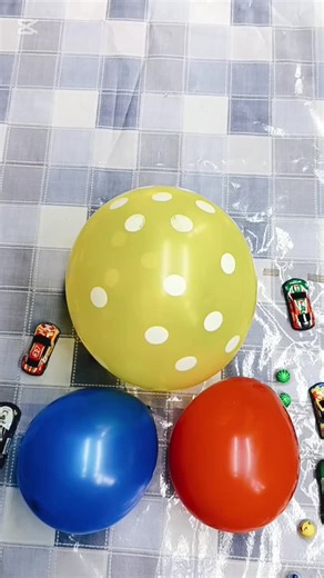 BALLON POP UP SHORTS VIDEO #balloon #pop #up #boom @Rainbow Bathtub @Purrrr07