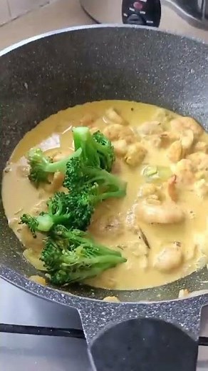 You must try this Shrimp Broccoli in Creamy peanut butter sauce #shrimpsrecipe #shorts