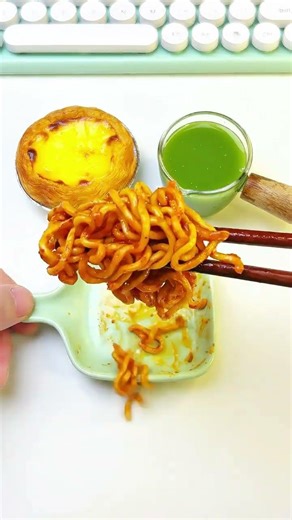 One bite at a time, without making a sound #SoDelicious #SpicyChickenNoodles