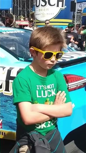 Kevin Harvick's Ford Fusion shows his muscles at Darlington
