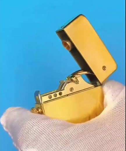 ZORRO Z779 One Click Kerosene Lighter Mechanical Brass Lighters Collector Gift I mrwhitelighters.com