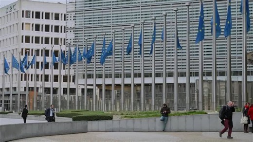 EU seeks unity in first strike back at Trump tariffs