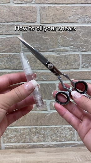 How to Oil Your Shears: Fresh Shears Lucyhair Tutorial