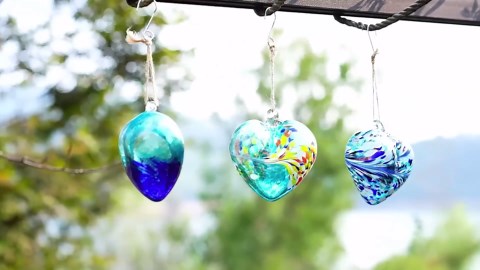 Hand Blown Glass Gazing Balls for Garden 3.8" Glass Ornaments for Christmas Tree Blue Heart Hanging Friendship Balls (Blue - C)