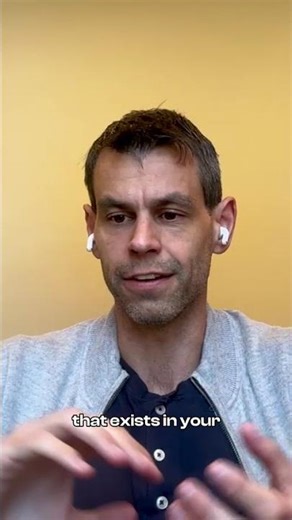 Gas-Free Transactions: The Secret to a Seamless Web2 Crypto Experience! #shorts