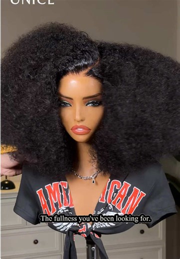 Kinky Curly Wig Review: Natural Texture & Full Curls