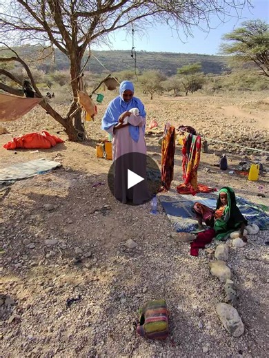 We drove into Somalia’s Bari region, where the land was empty, dry, beautiful, and quiet. After hours, we stopped to give dry food to a family in a remote area. They welcomed us and gave us a spot to… | Yasmin Mohamud