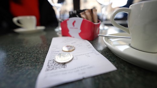 How is Croatia adapting to the euro?