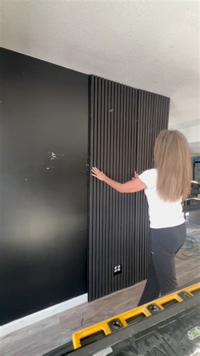 12K views · 88 reactions | Love these incredible fluted wall panels. Incredibly easy to cut and hang. Perfect to create a beautiful accent wall in your home.DIRECT LINK can be found in the comment ⬇️ below #accentwall #flutedwallpanel #FlutedWall #diy #diyprojects #HomeImprovement #accentwall | Gilla Leigh Home Designs | Facebook