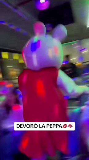 Peppa Pig Costume Dance Party on a Colorful Bus