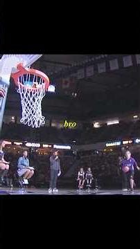 This must be the most hilarious dunk contest by far🤣#nba #basketball #dunk #dunkcontest