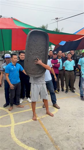 43M views · 245K reactions | Why Mud-Splatting Is a Centuries-Old Art...