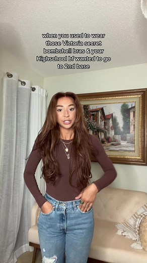 Victoria Secret Bombshell Bra Review
