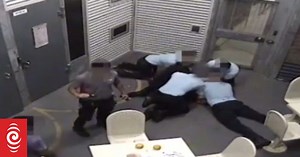 NZ detainees claim abuse on Christmas Island