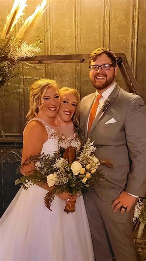 Abby Hensel’s husband has officially shut down rumors circulating on TikTok about their marriage. After fans claimed his account was deleted amid controversy, he clarified that he simply took a break from social media to protect their privacy. The conjoined twin, best known from Abby & Brittany, has faced nonstop speculation since news of her marriage broke earlier this year. Supporters are praising the couple for staying strong despite the online noise. #AbbyHensel #TikTokNews #FamousNews #Cele