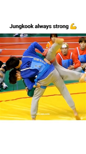 Jungkook always strong 💪💙 #bts #btsmerchandise #btsarmy #btsshorts #bts_official_bighit #7fates #ot7