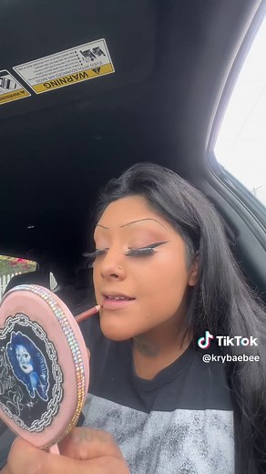 Chicana Makeup: Embrace Our Warrior Aesthetic | Eyeliner Looks