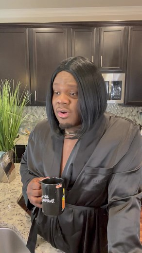 Savons Ex girlfriend Carmen attempts to vent to Mama. | london charles