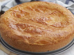 Basque cake recipe, a dessert from southwestern france