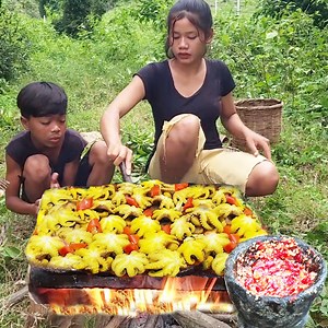 250K views · 5.8K reactions | Hello Everyone. Welcome to Lisa Cooking Page, Today i have new videos about " Best Octopus Cooking Spicy Recipe for lunch in jungle " Hope you like and support. Thank you #Lisacooking #yummyfood #octopus #jungle #spicy #recipes #cr7 | Lisa Cooking | Facebook