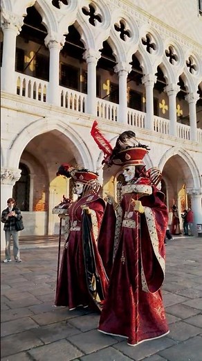 Venice Carnival 2026 🇮🇹 Sunrise near St. Mark’s Square!
