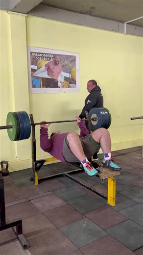 Side quest - 200kg bench ✅ #strongman #fyp #benchpress