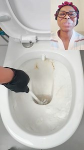 How to Clean a Yellow Toilet with Baking Soda and #ToiletCleaning #CleaningTips #BakingSoda #Vinegar #DIYCleaning | Happy life img