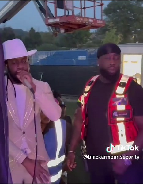 Zimbabwe 🇿🇼 legend WinkyD @ZIMFEST . . #security #closeprotection #zimtiktok #artist #legend #africa #zimfest