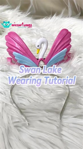 This is a tutorial on how to wear the Swan Lake crown.👑 #cosplaygirl #animecosplay #princesscosplay #trending