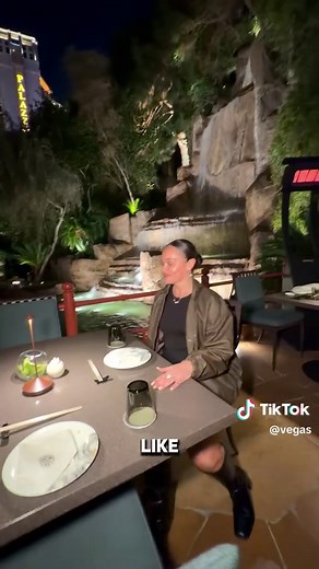 Stunning plates, waterfall views and an unforgettable night at Mizumi 🍣✨ 📍@wynnlasvegas #VegasFoodie #LasVegasRestaurants #DateNightinVegas