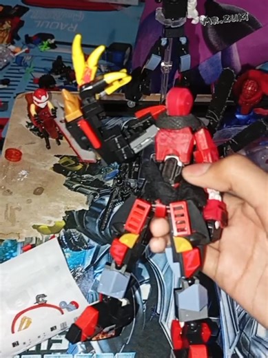 Upgrade Dummy 13: LEGO Action Figures Unleashed
