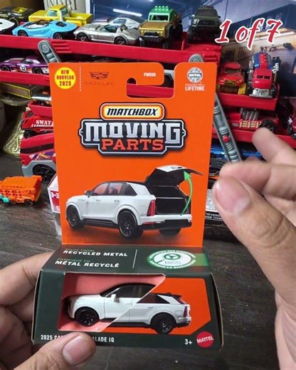 This Cadillac Escalade IQ Has REAL Moving Parts! 😱 1 of 7